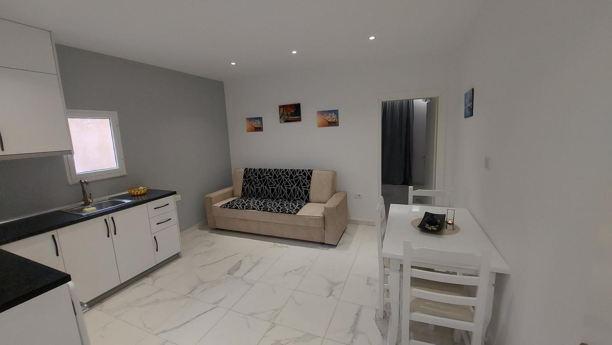 Beni 'S Apartments Sarandë 外观 照片